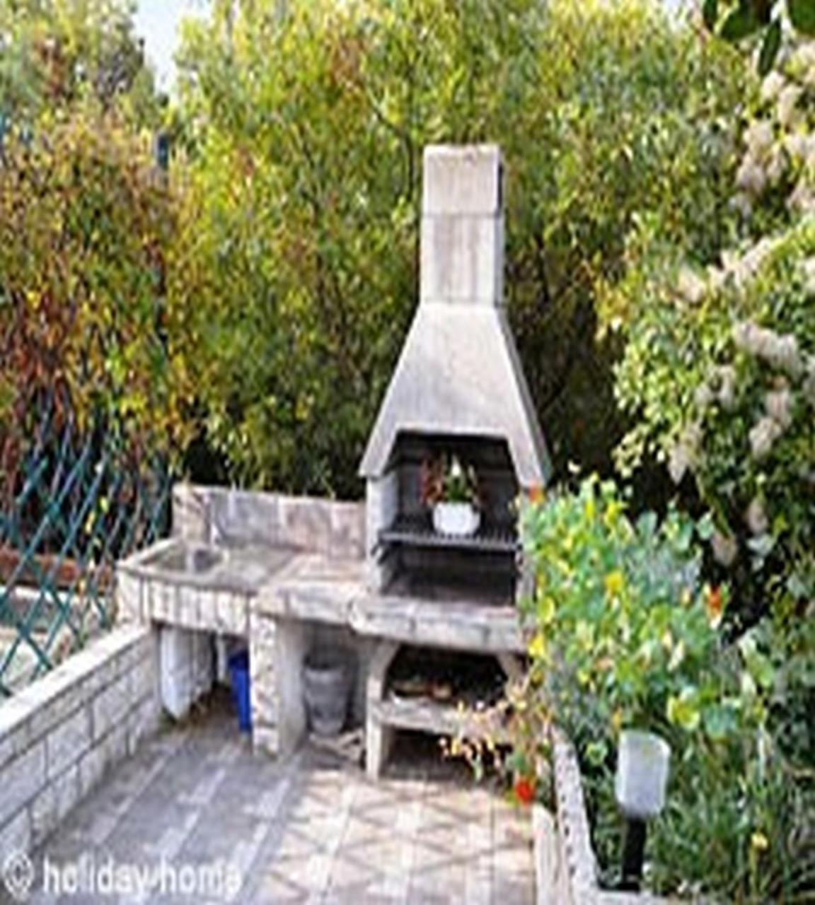 Apartment Vrbnik 8 Buitenkant foto