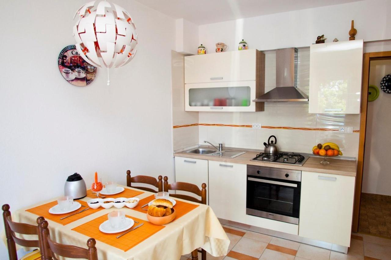 Apartment Vrbnik 8 Buitenkant foto